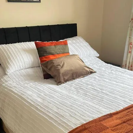 Casa vacanze Townhouse Sleeps 8 - Garden Wifi Free Parking