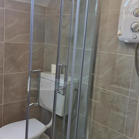 Casa vacanze Townhouse Sleeps 8 - Garden Wifi Free Parking *